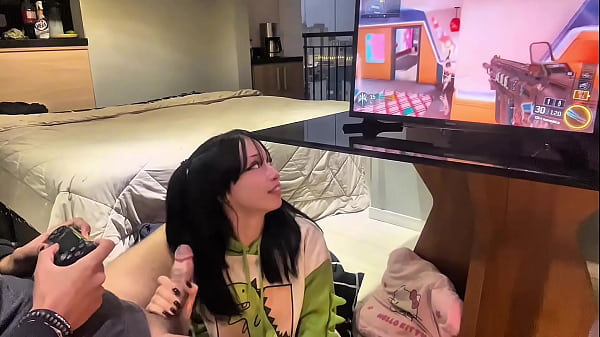 BOQUETE PERFEITO ENQUANTO JOGO CALL OF DUTY 3 ft. Amberzinha