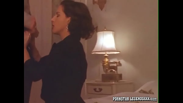 Adorable retro babe tastes hot spunk