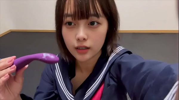 【オナニーの見せ合いしてみたい&hellip;】デンマでオナニーしてたら白い液がデンマに付いてました。えっちな液。