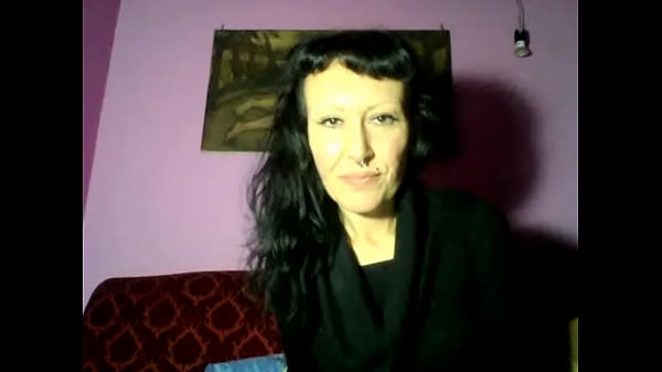 UNA PIPPA CON PADRE PIO - MISS WAGON & PADRE PIO SMOKING, PIEDI E SBORRA QUANDO