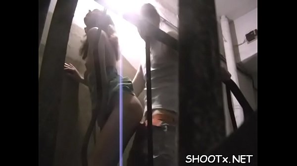 Teenager paramours in homevideo 