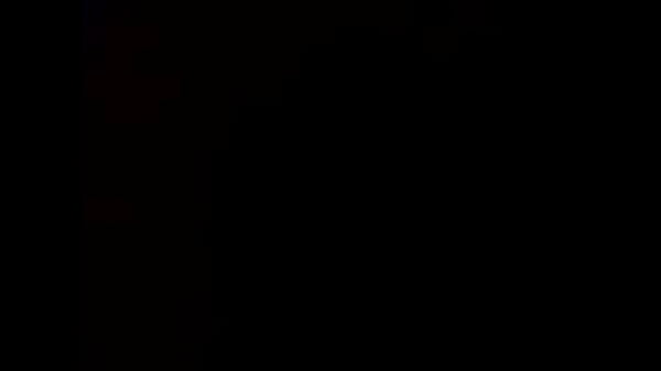 Le gusta exitarse frente a la camara 