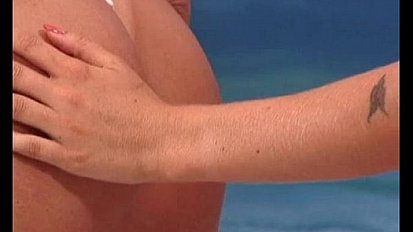 Super sexy blonde babe getting