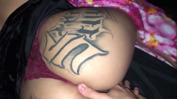 MEU AMIGO ME BOTOU PRA MAMAR E DEPOIS CHUPOU GOSTOSO MEU CUZINHO - LUANA PRADO 