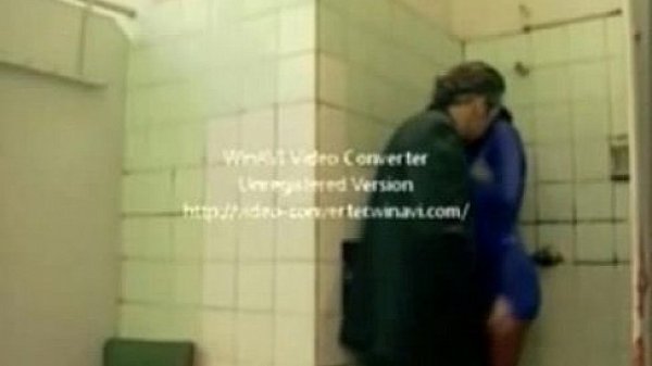 Fodendo a safada na lavanderia