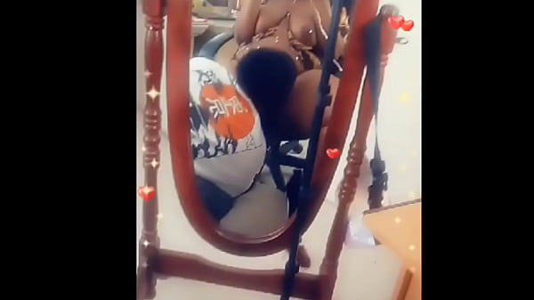 Rapper eats pussy while quarantined