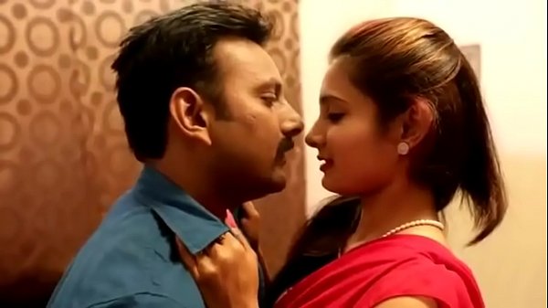 Most Beautiful girls in Saree and sucking Milki BooBs