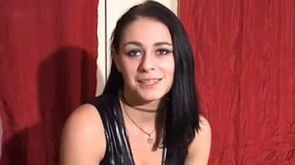 Vlaamse Bianca Dark speelt hoer (Belgian Bianca Dark as a hooker)