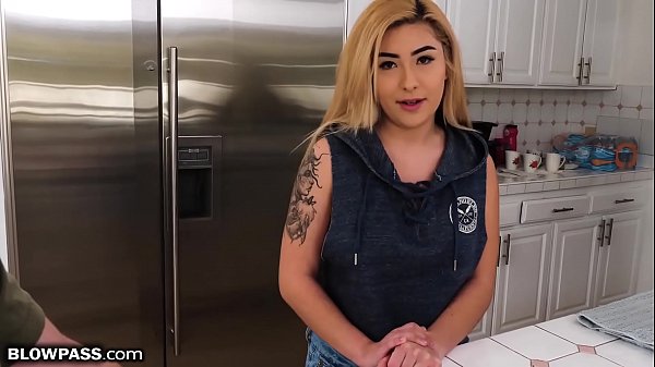 Finding My Step-Daughters Nudes