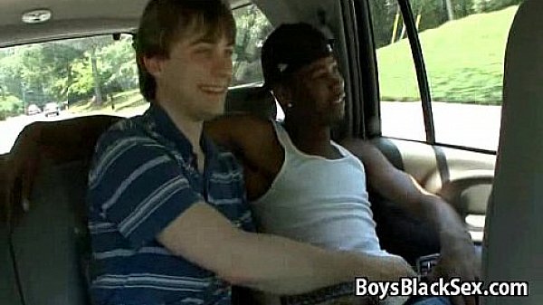 Black Muscular Gay Dude Fuck White Twink Boy - BlackOnBoys 12