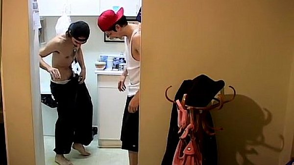 Dom boy porn fuck twink movies Ian & Dustin Desperate To Piss!