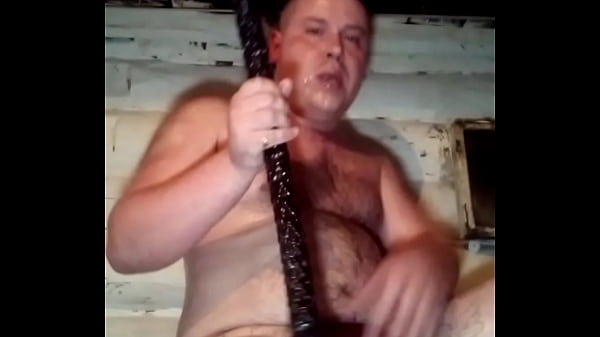 Я впустил этого черного гиганта к себе в задницу и глотку)))  