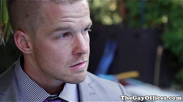 Sweaty gayoffice stud fucking his clients ass