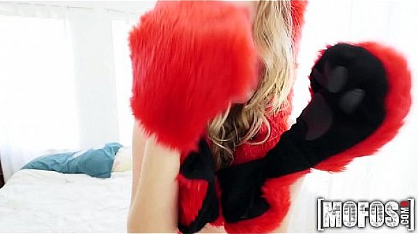 Mofos - Lilly Sapphire  - Bubblegum Cutie Tea