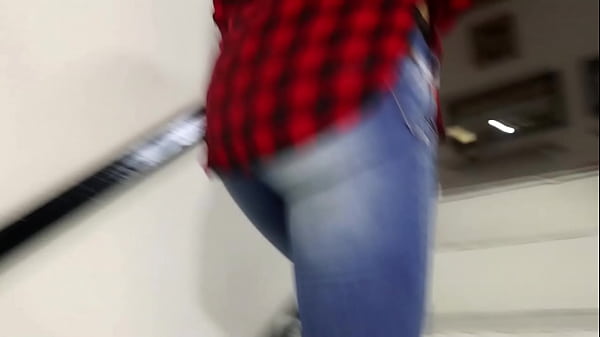 luna  suck  on her first porn audition