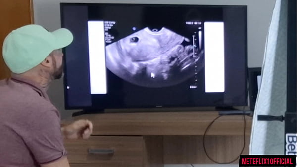 Horn takes his wife to the clandestine gynecologist for an ultrasound!