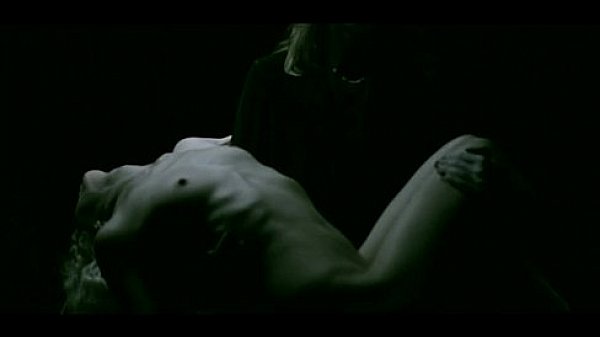 Mondtr&auml;ume & Nora Barcelona - Life is Short (official music video - xplicit version)