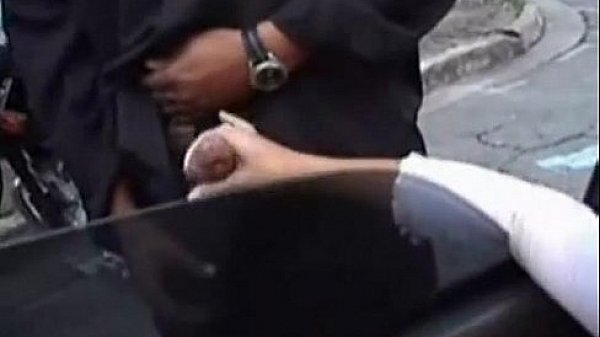 Gostosas batendo punheta pros caras