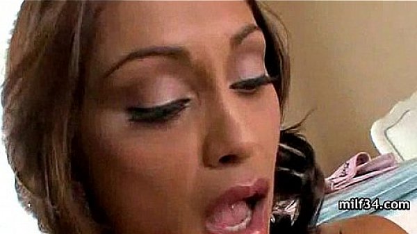 Hot Cougar Milf vacation fucking  