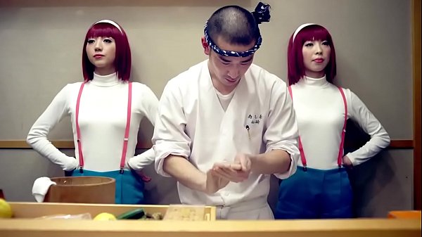 Avril Lavigne - Hello Kitty