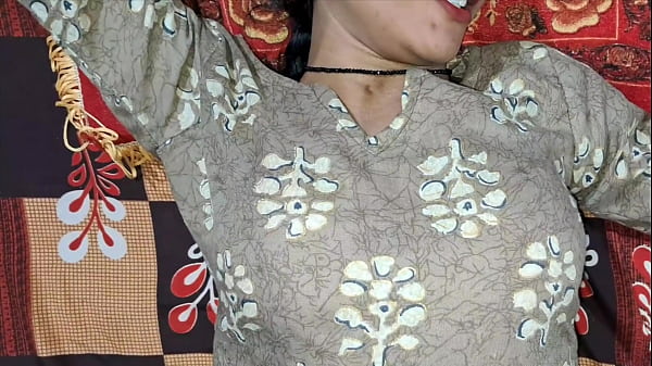 Devar Ne Birthday Gift Mein Bhabhi Ki Chut Le Li