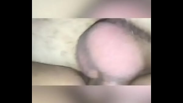 Ninfeta morena levando pica dura no cuzinho