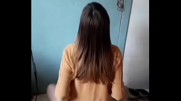 18 anos Luana Correa ama dan&ccedil;ar e deixar os amigos exitado