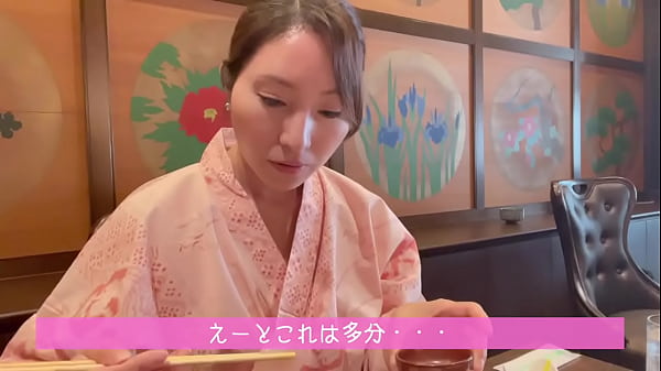 在节日前的酒店和海边