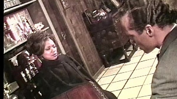 Metro - Sherlock Homie - scene 4