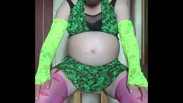 i would really like to fuck and deepthroat a real penis