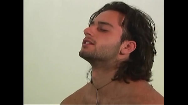 Jonny Johnny Jony Jhony Jhonny Martins Montana Fodendo Amigo Gostoso no Sof&aacute; Herumbra Leo Botelho paul lands gay comet