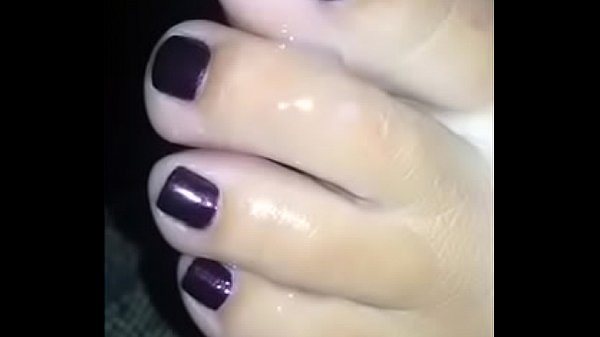 Shoot cum all over hot wife&rsquo;s toes
