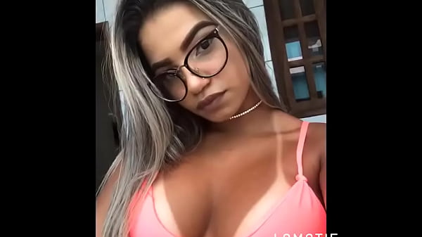 Del&iacute;cia e linda demais