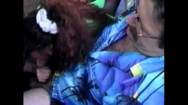 Slut is wanking off cock after giving a stud head in the car