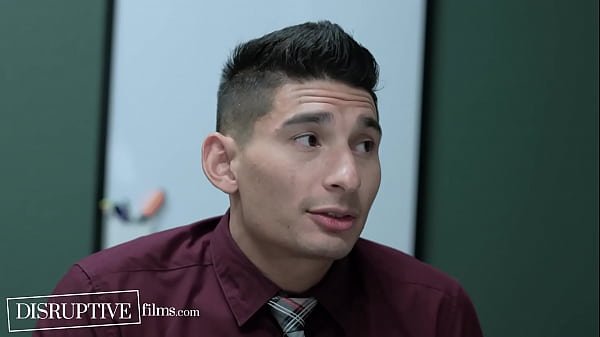 Muscle Hunks Fuck At Their Job Interview