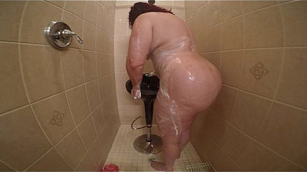 pawg Marcy Diamond big booty whooty thumbs up if you think it's big. 