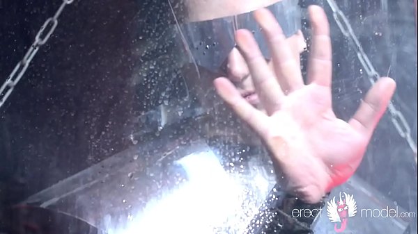 Gay strip dance by kinky guy in spandex suit with big cock cumming 