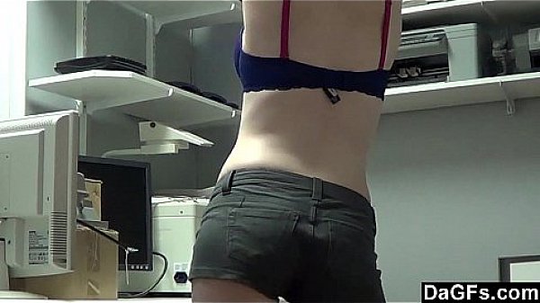 Dagfs - She Was Feeling Lonely Today, She Made A Video