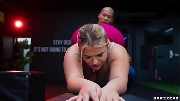 Whole video / Brazzers/ Enter XVPROMO