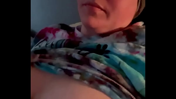 Naughty mouth on this hot wife slut  