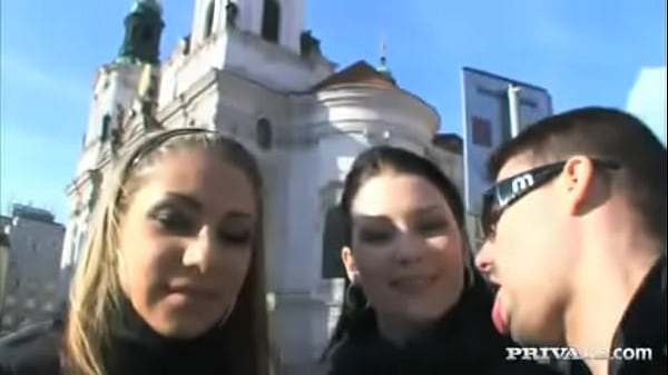 Rachel Evans and Belicia Are Having Sex in Public Places with Toni