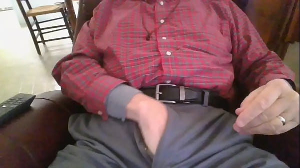 2020 February mature bisexual exhibitionist male chiefconsultant to share  