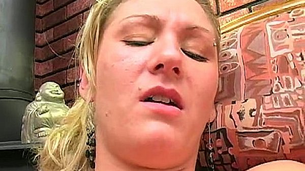 Amateur Fucked With Bizarre Veggies