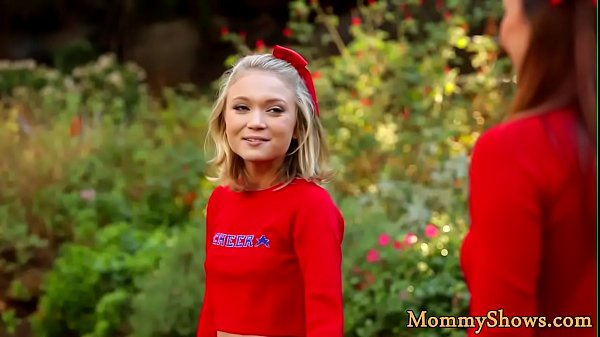 Milf sixtynining cheerleading stepdaughter