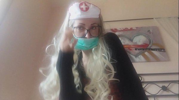 Chantal is a very experienced nurse in rectal therapies. She tries them all 