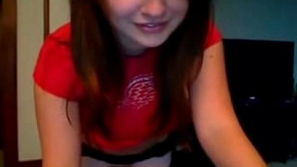 Teen Shows Big Boobs Off on WebCam Video