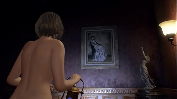 resident nude  