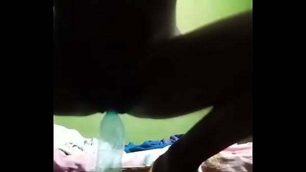 My friends girlfriend like to masturbate