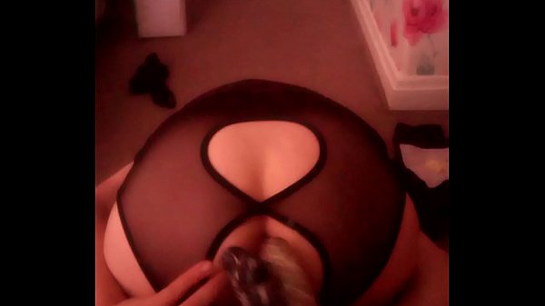 CUMBUCKETFARTER0 farting on cocks x  