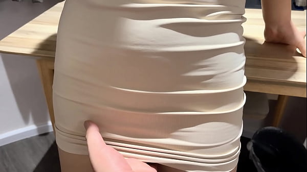 白嫩又圆润的极品巨乳!满是淫水的骚穴被肉棒疯狂抽插!高潮连连